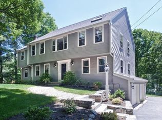 10 Minuteman Rd, Hingham, MA 02043