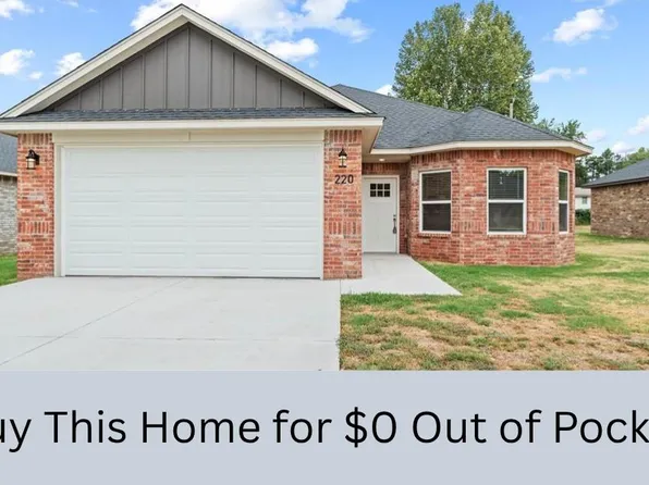 220 E Abbot Ln, Mustang, OK 73064