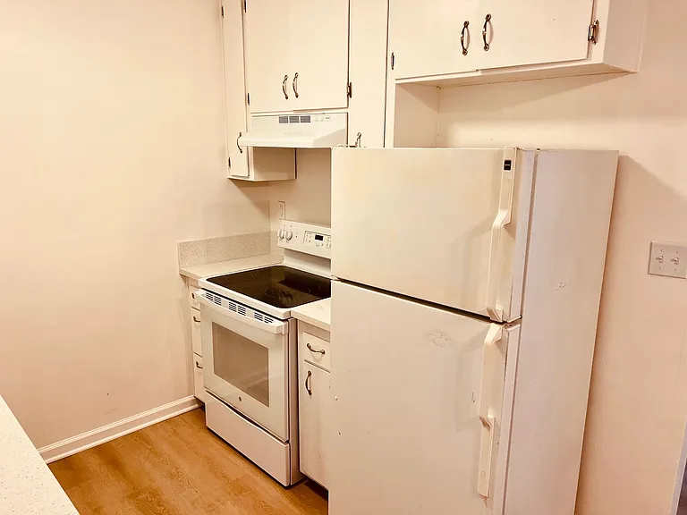3337 Herman Ave #8 — Photo 8