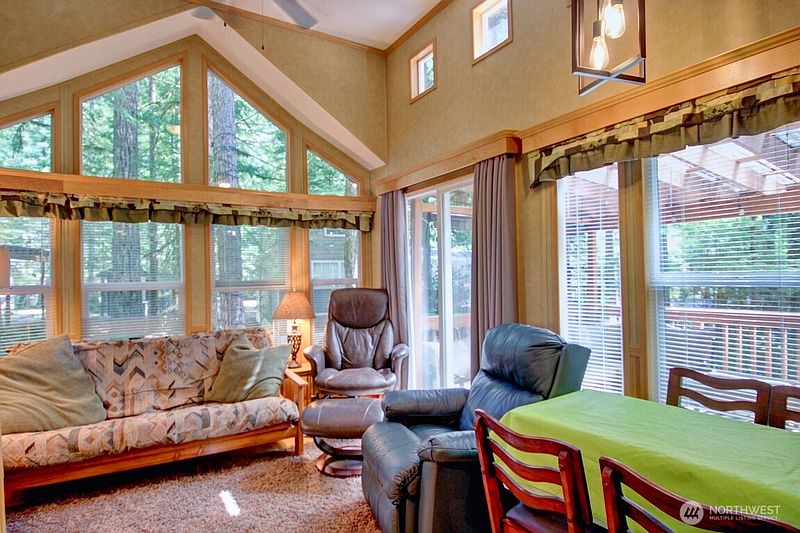 4th image of 299 6 Schinn Canyon Drive