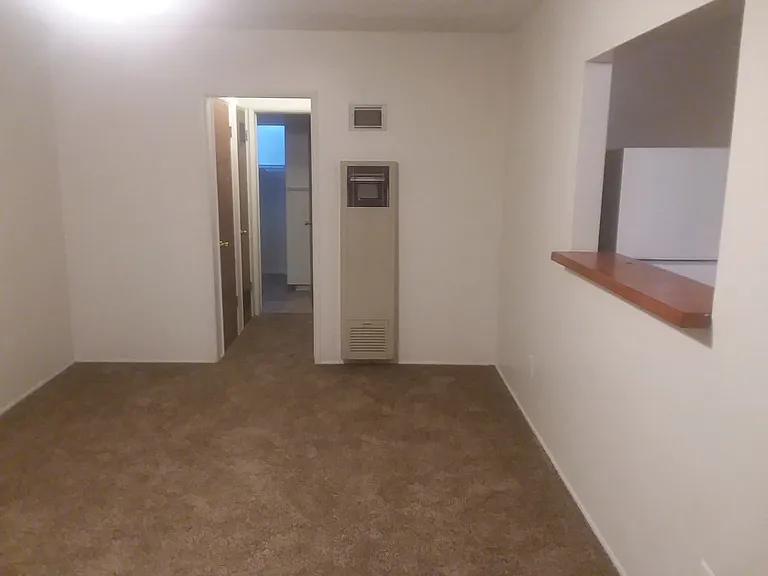 7424 Magnolia Ave #C — Photo 1