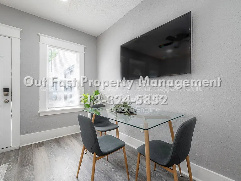 517 W Idlewild Ave #3 — Photo 16