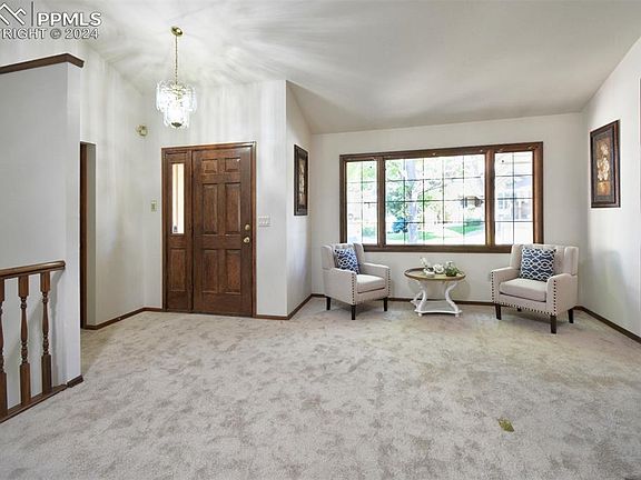3rd image of 156 Miramar Dr