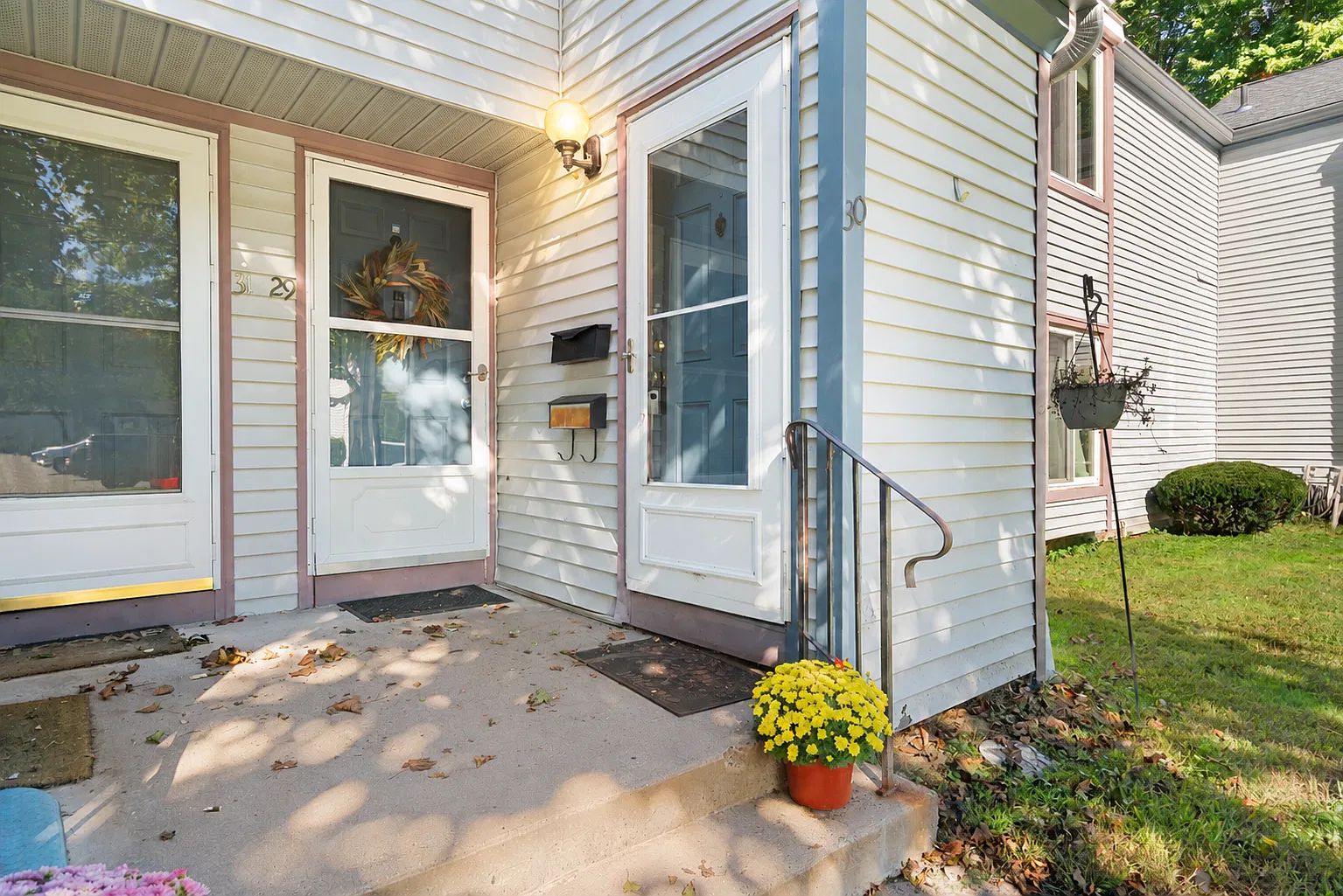 2 bed, 1038 sqft, $1,995 — Photo 1