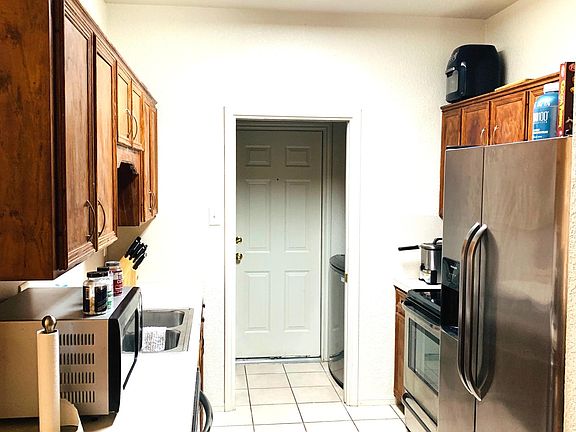 5th image of 4600 Acorn Creek Trl