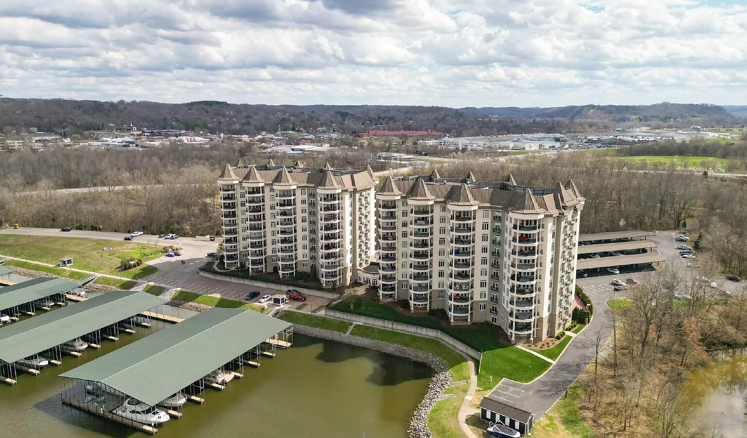1 bed, 1.0 bath, 1089 sqft, $2,495 — Photo 1