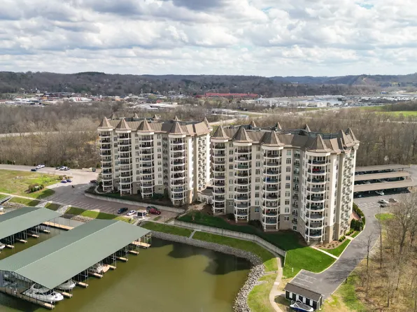 400 Warioto Way APT 801, Ashland City, TN 37015