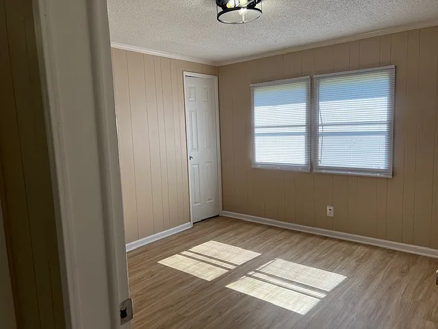 4902 Hunting Ridge Rd NW — Photo 8