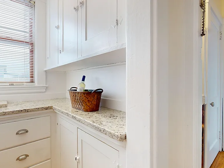 30 Clay St #3 — Photo 14