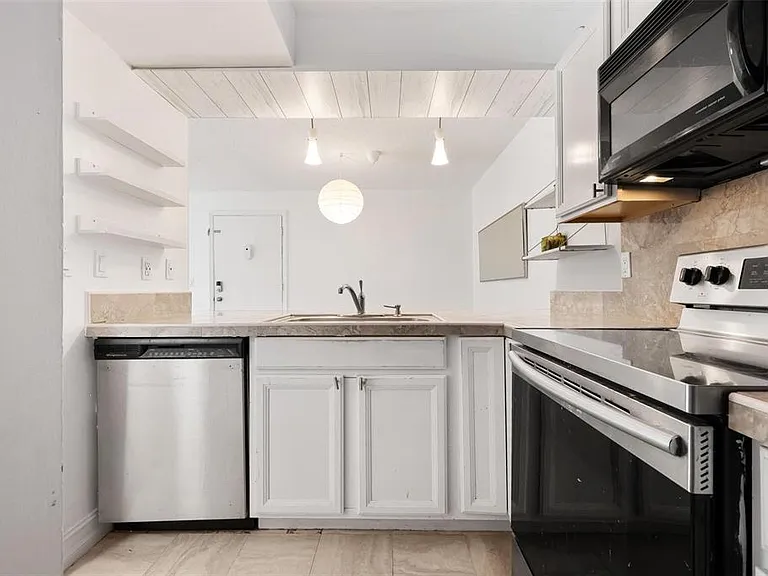 3223 Beneva Rd #101 — Photo 10