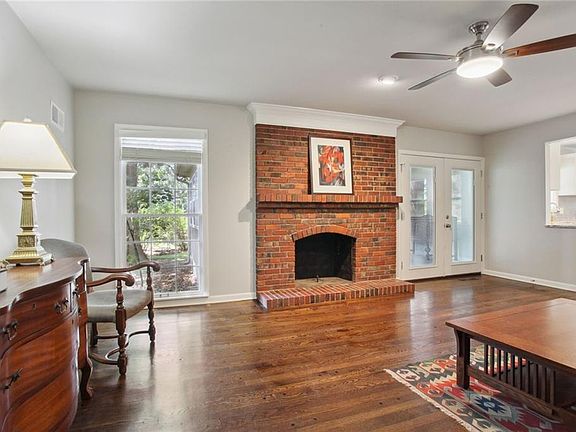 4th image of 6725 W 85th Ter