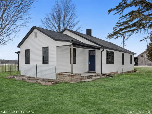 8900 E Cleveland Rd, Hesperia, MI 49421