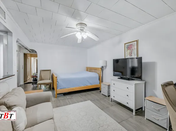 1517 East 34th Street image 30 of 34