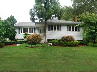 57 Longview Dr, Emerson, NJ 07630