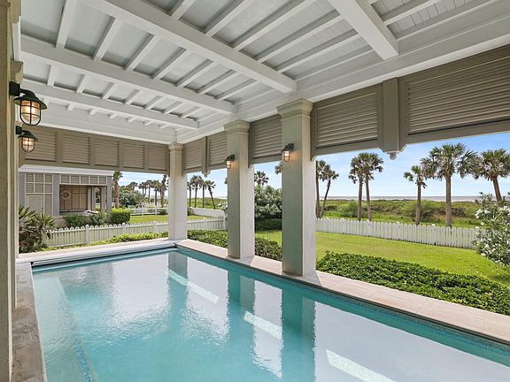 4th image of 2445 E Seaside Dr