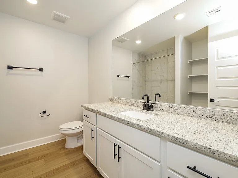 11909 SW 30th St — Photo 15