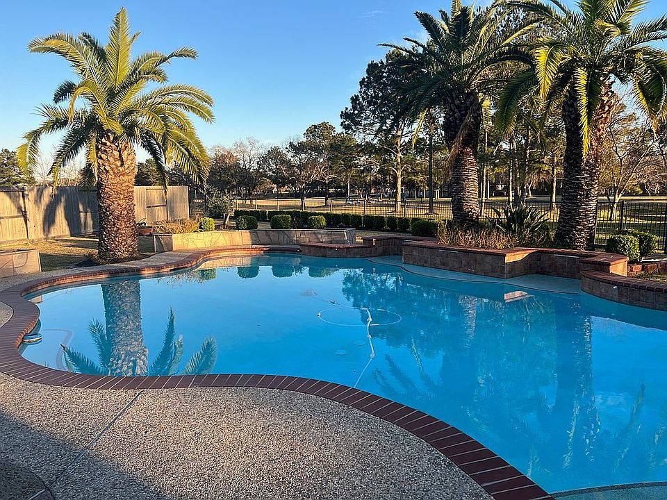 2nd image of 2754 Laguna Pointe Dr