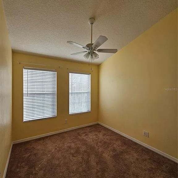 2927 Pointeview Dr — Photo 14