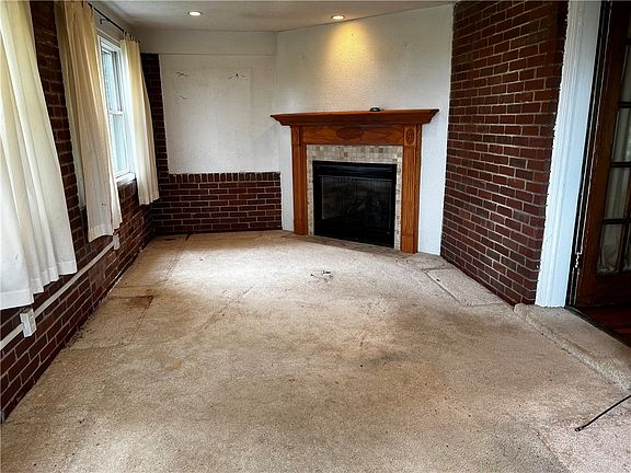 3rd image of 5716 Brinley Dr