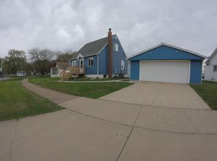 124 Janney Ave, Waterloo, IA 50701