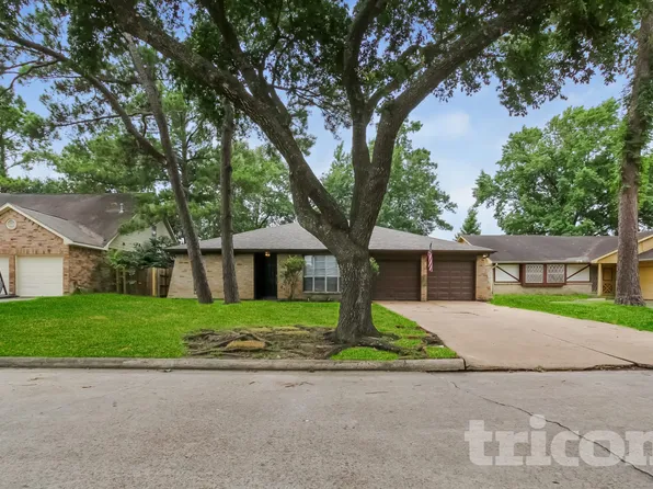7118 Foxway Ln, Humble, TX 77338