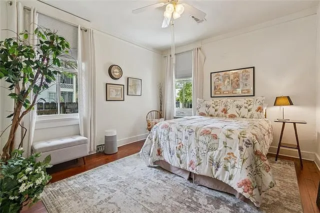 2801 Calhoun St — Photo 17