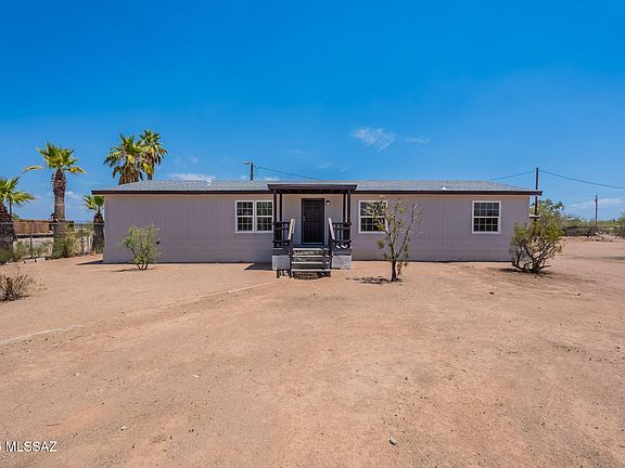 3rd image of 17695 W Cocoraque Ln