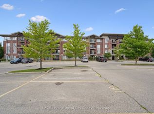 37 Goodwin Dr #212, Guelph, ON