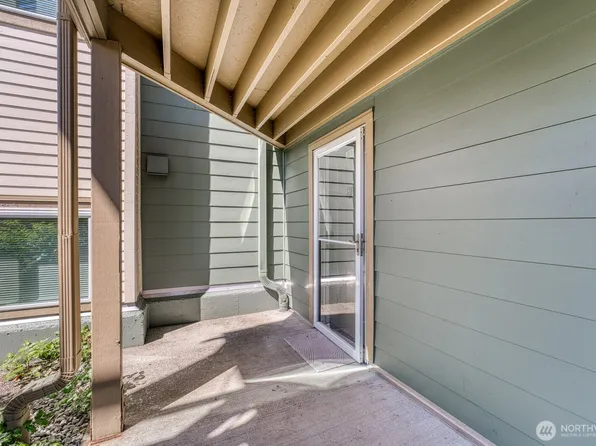 3008 N Narrows Drive #F103, Tacoma, WA 98407