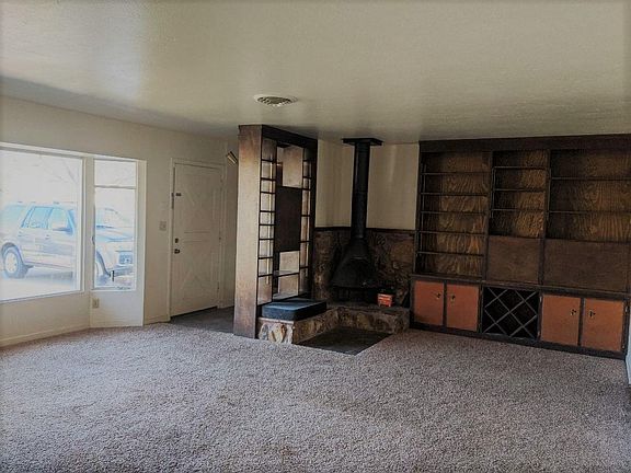 2nd image of 1015 Parkhill St