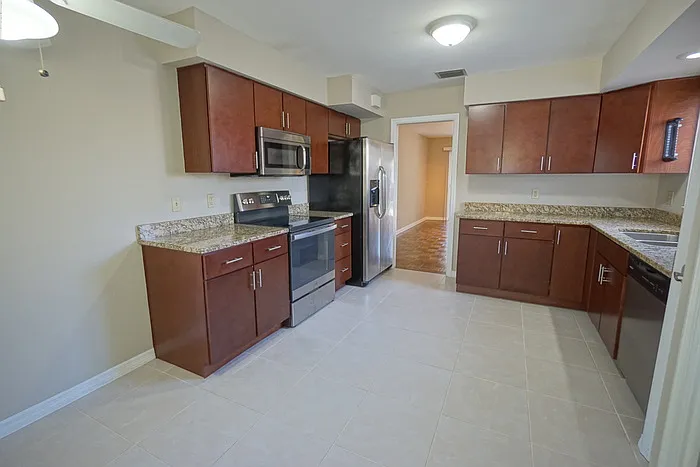 10411 Butia Pl — Photo 11