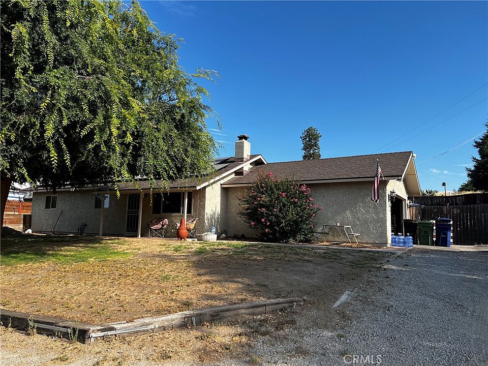 1st image of 165 Almond Dr