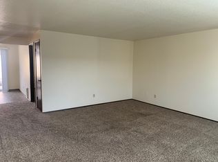 903 S 42nd Ave APT B, Yakima, WA 98908