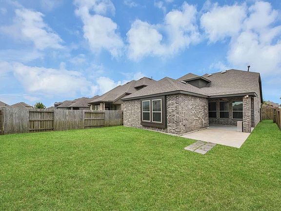 5th image of 15746 Highlands Cove Dr