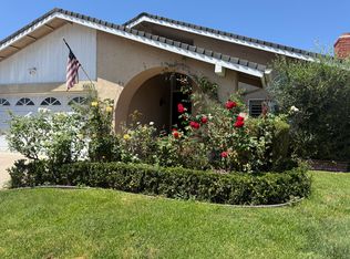 3561 Rose Cir, Seal Beach, CA 90740