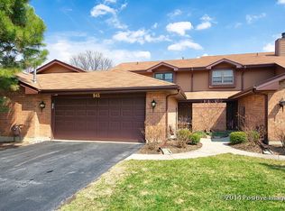 945 White Birch Ln, Westmont, IL