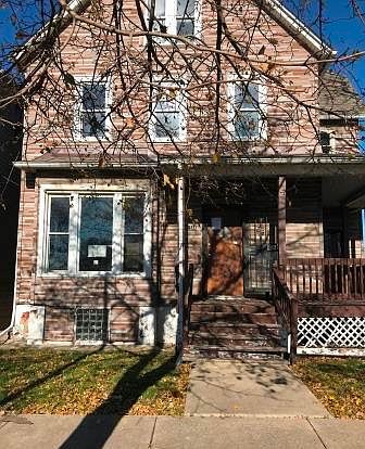 1st image of 1544 E 94th St