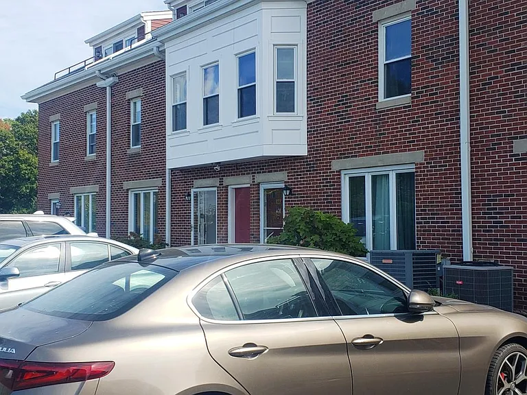 166 Quincy Shore Dr #121 — Photo 12