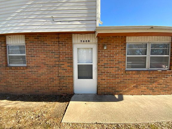 3rd image of 560 N East Park Ln APT B
