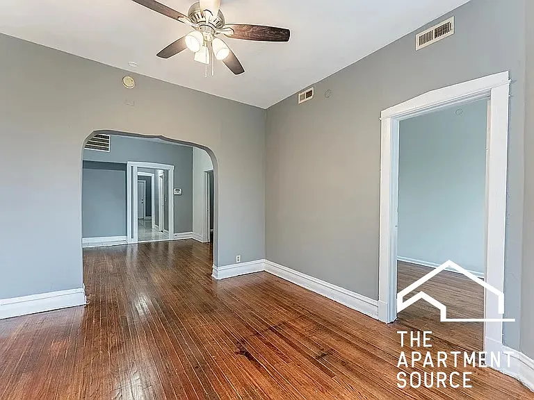 1426 S Avers Ave #2 — Photo 3