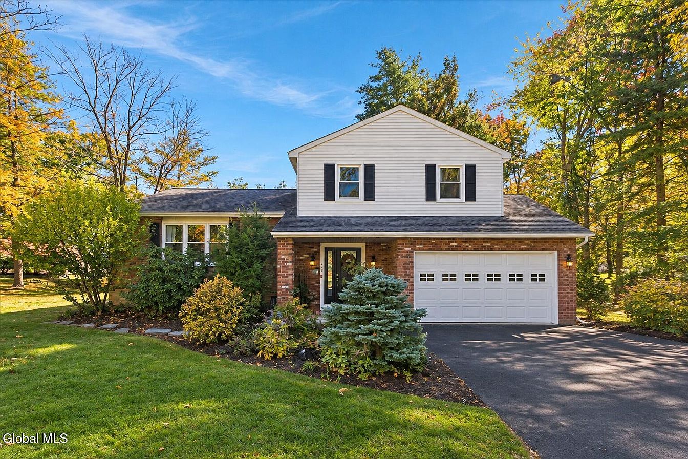 1st image of 403 Ridgehill Road