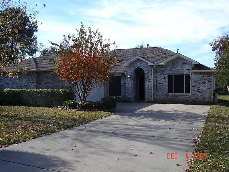 1st image of 9975 Twin Shores Dr