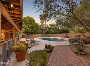12040 E Dry Gulch Pl, Tucson, AZ 85749