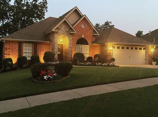 117 Beaver Creek Ln, Maumelle, AR 72113