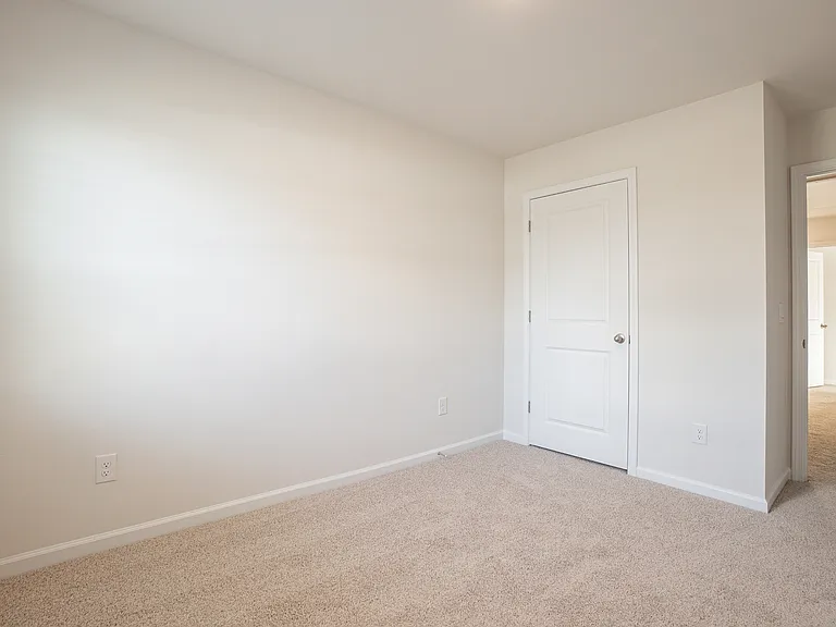 246 Wall St — Photo 14