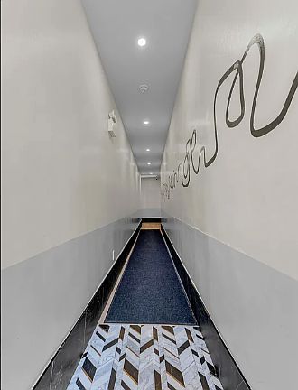5th image of 75 Thompson St #25
