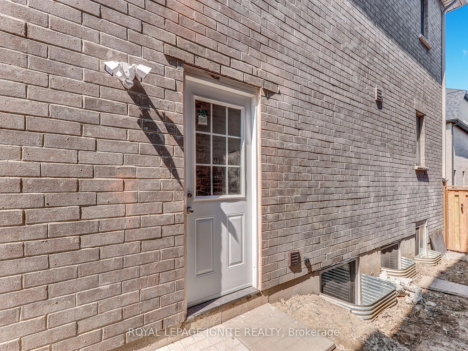 2 bed, $1,750 — Photo 2