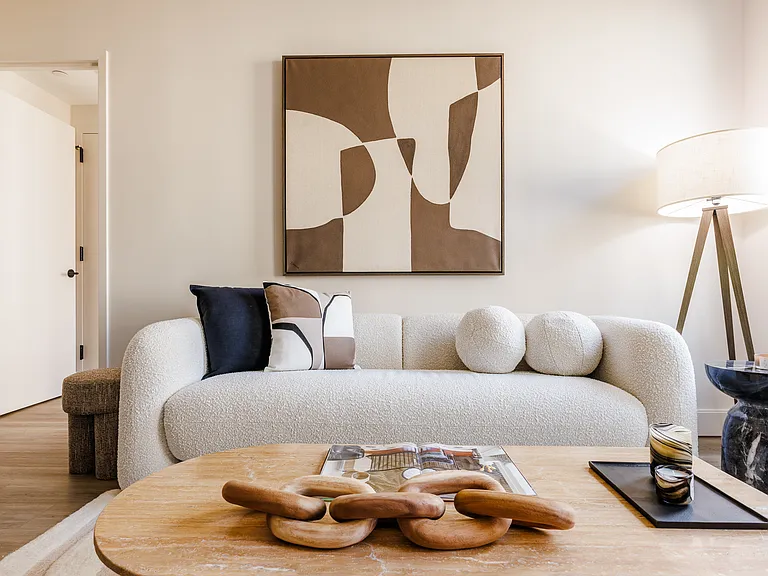 75 Dupont St #437 — Photo 8