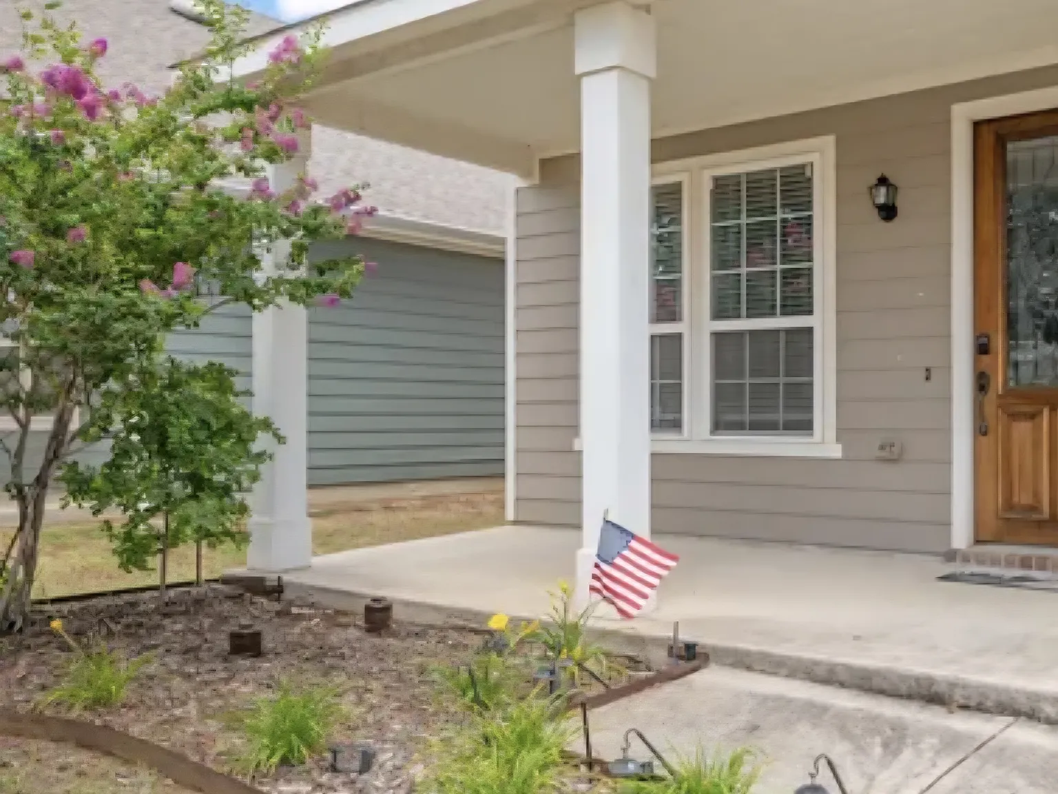 4 bed, 3.5 bath, 2538 sqft, $2,650 — Photo 3