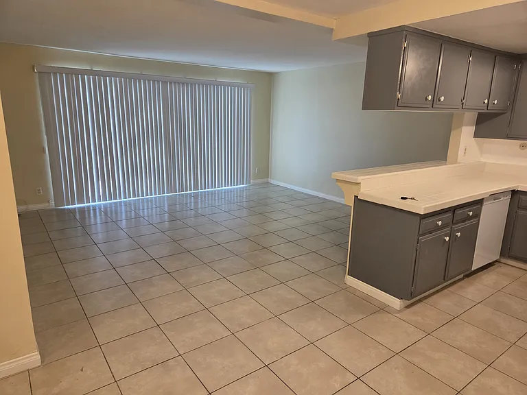 3050 S Bristol St #1C — Photo 3